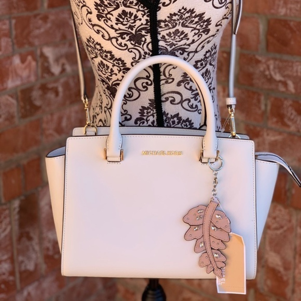 Michael kors Selma medium satchel bag+key charm